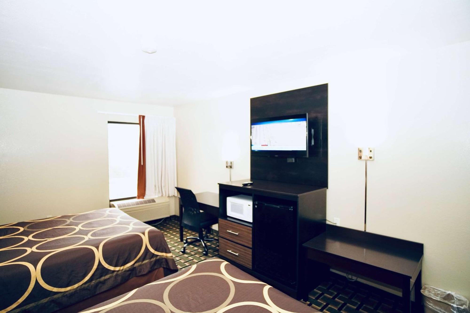Super 8 By Wyndham Crossville Tn Bagian luar foto