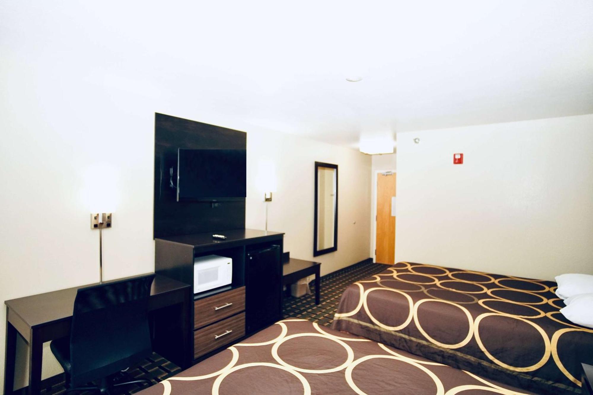 Super 8 By Wyndham Crossville Tn Bagian luar foto