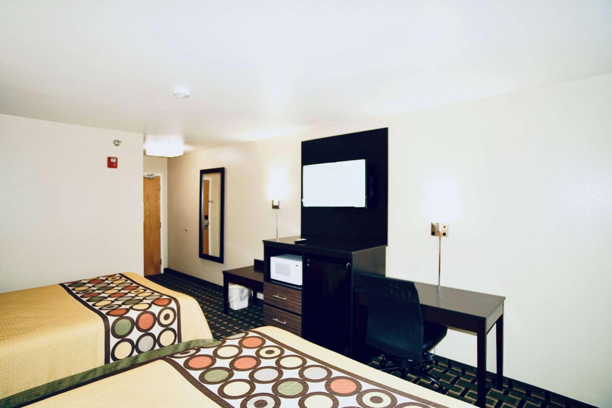 Super 8 By Wyndham Crossville Tn Bagian luar foto