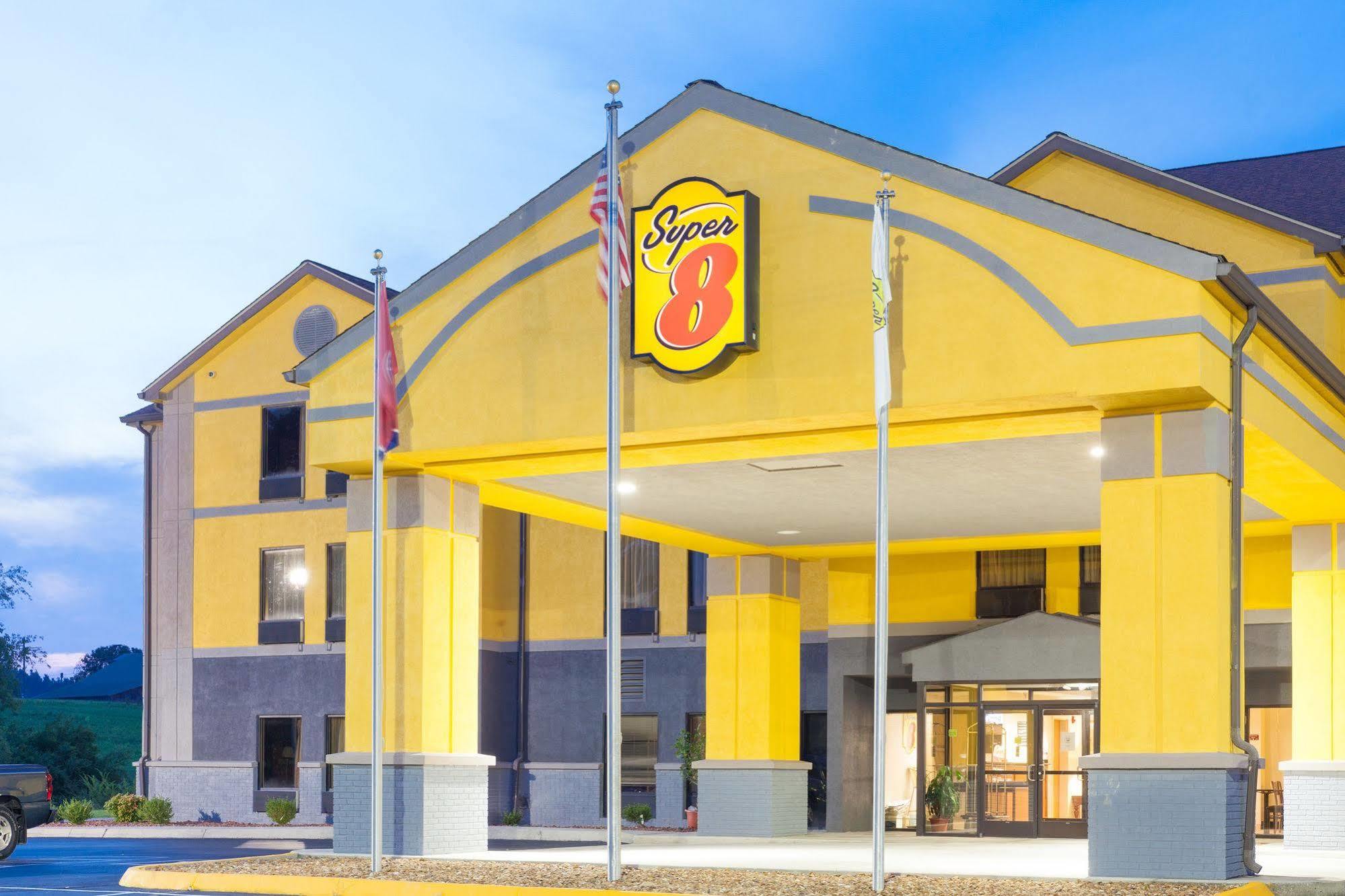 Super 8 By Wyndham Crossville Tn Bagian luar foto